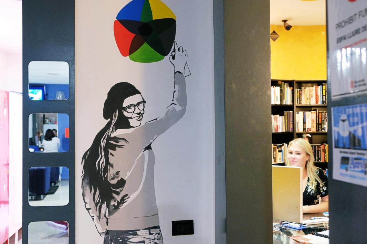 Alternative Creative Youth Hostel Βαρκελώνη Εξωτερικό φωτογραφία
