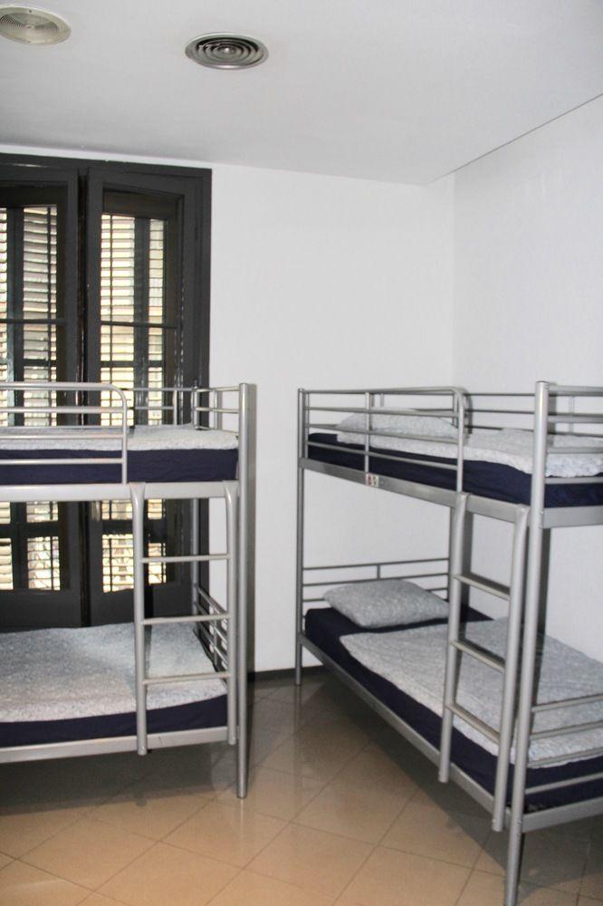 Alternative Creative Youth Hostel Βαρκελώνη Εξωτερικό φωτογραφία